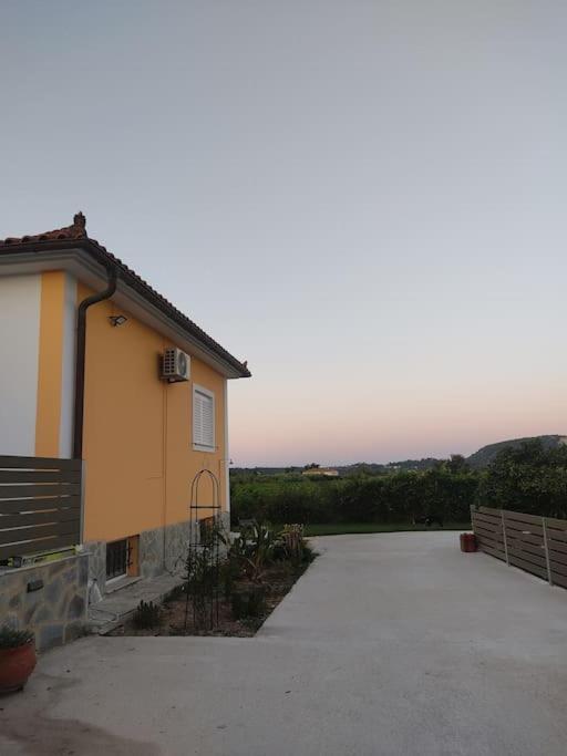 Casa Dei Fiori Villa Sarakinádhon Buitenkant foto